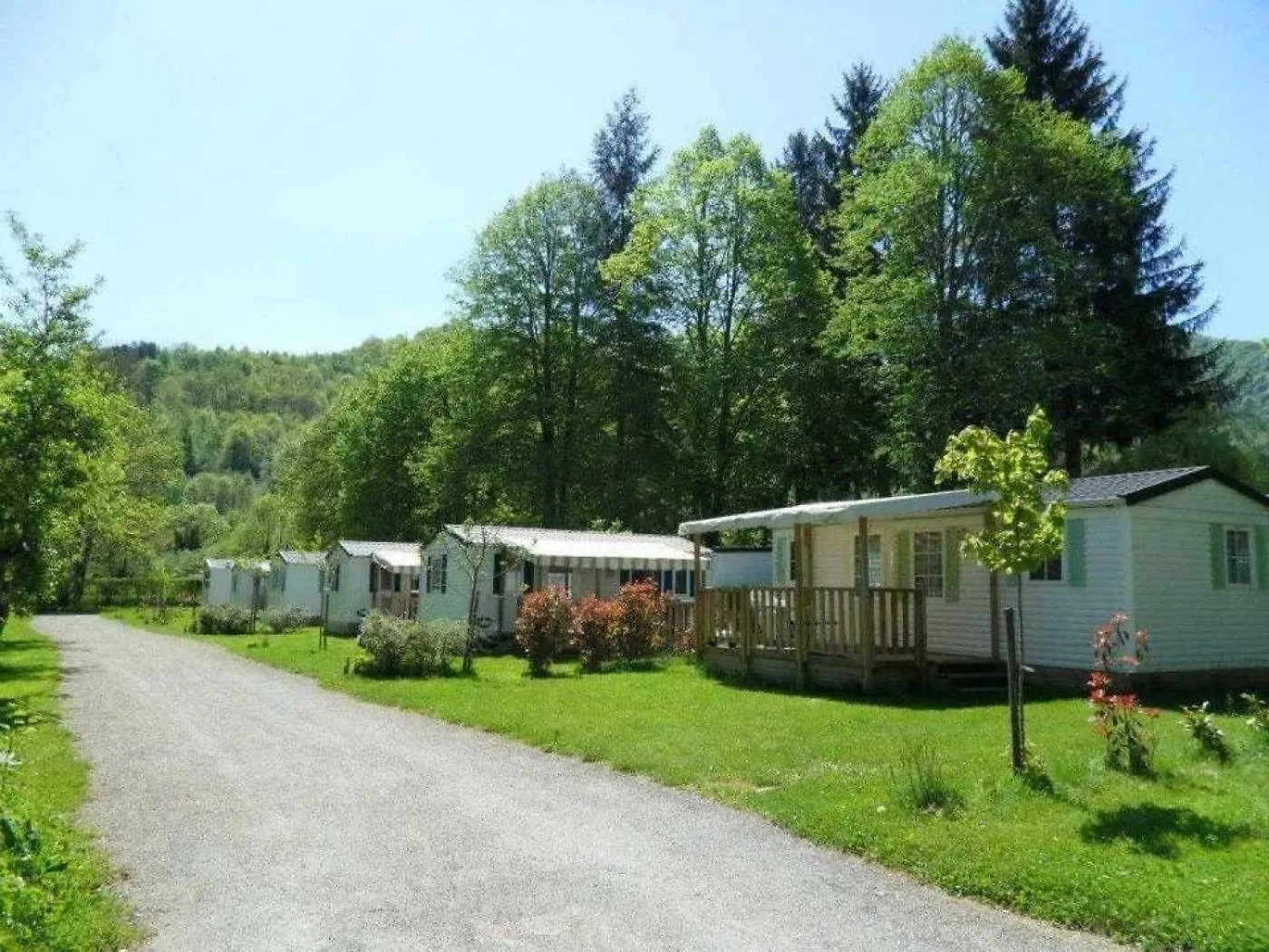 Camping 3 Etoiles - Piscine - Ccaihfi Seix