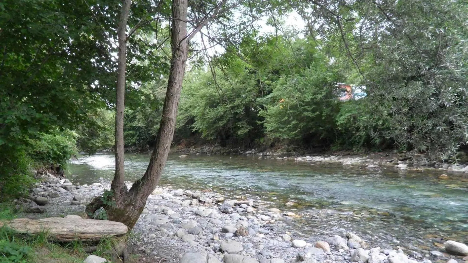 Campsite Camping 3 Etoiles - Piscine - Ccaihfi Seix France